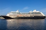 Das Kreuzfahrtschiff „Azamara Onward“ im Kreuzfahrthafen Warnemünde