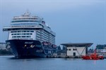 Mein Schiff 7 im Kreuzfahrthafen Rostock-Warnemünde