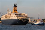 Die Saga Pearl II im Kreuzfahrthafen Warnemünde