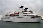 Seabourn Legend im Kreuzfahrthafen Rostock-Warnemünde