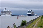 „Seven Seas Mariner“ am Liegeplatz P1-4; einlaufend „Celebrity Silhouette“, „Akka“ und „AIDAdiva“