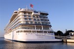 Das Kreuzfahrtschiff Viking Sun an Pier 7 im Kreuzfahrthafen Warnemünde