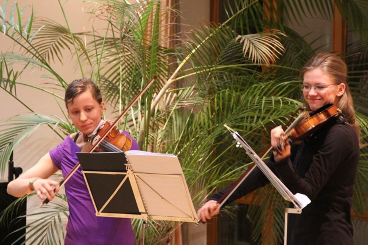 Dorle Fassmann & Suleika Bauer von der HMT