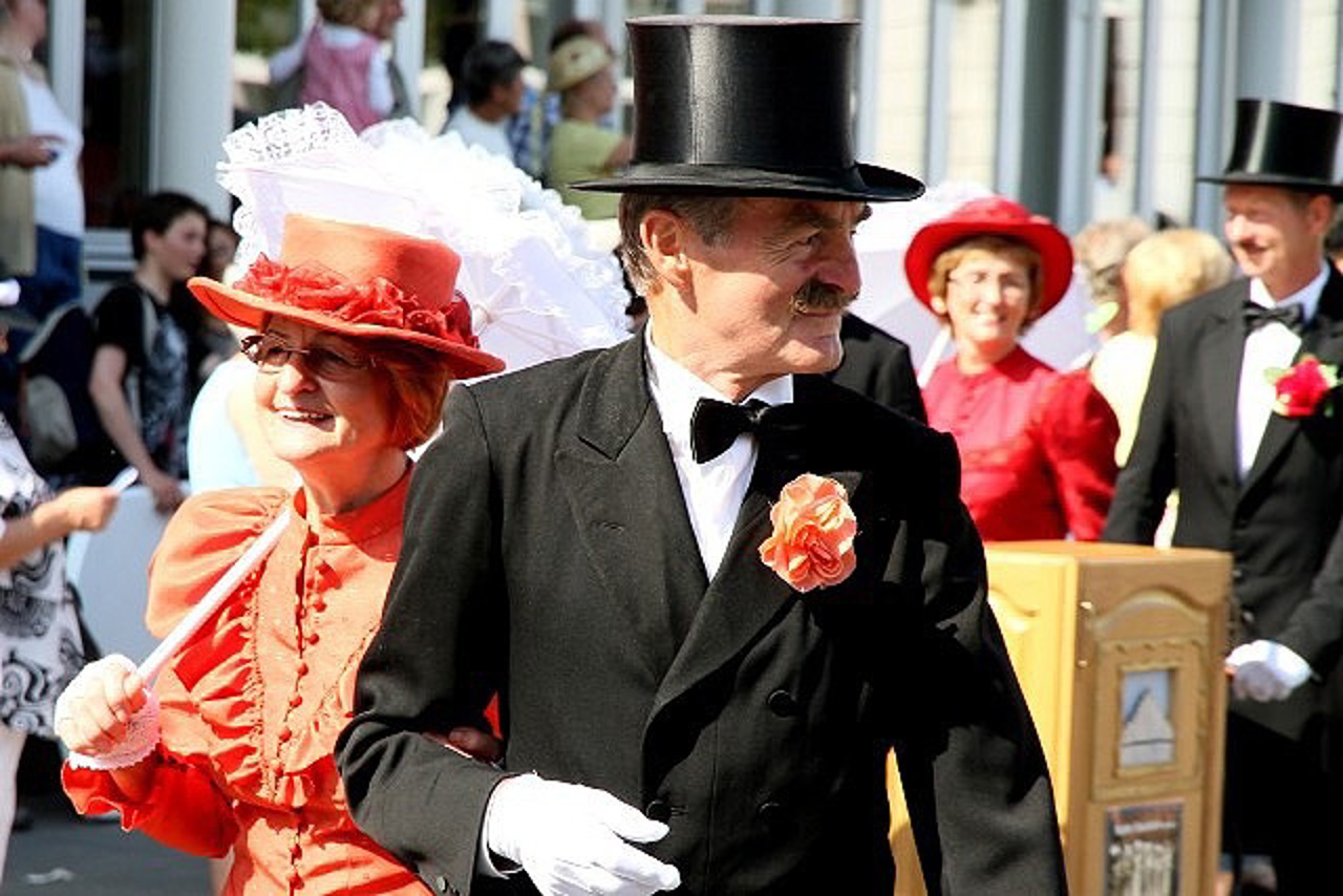 Nieger Ümgang bei der Warnemünder Woche