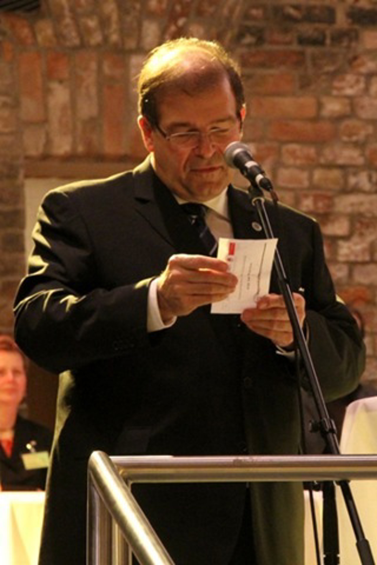 Prof. Schareck von der Uni Rostock bei der Preisverleihung