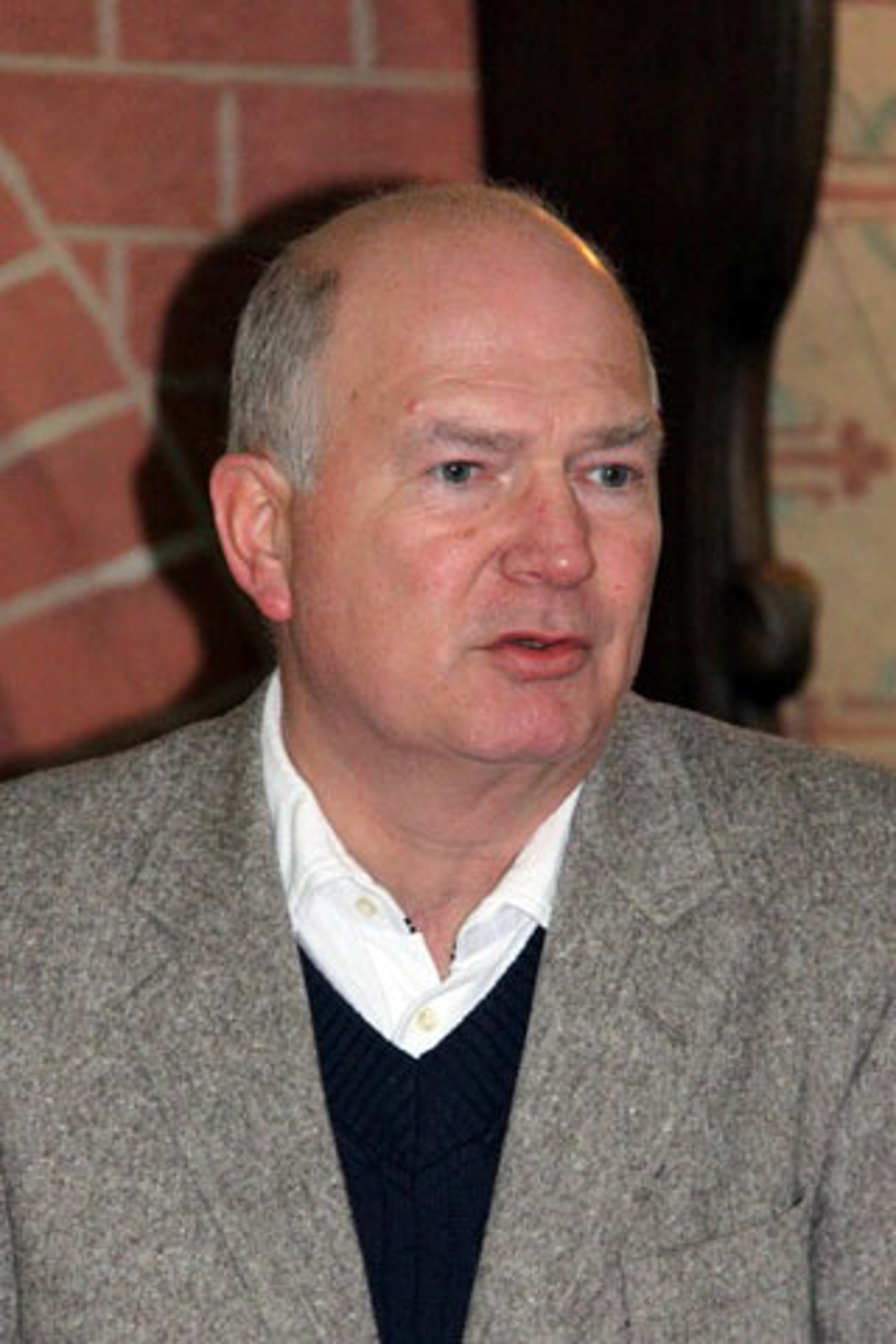 Prof. Dr. Eckart Reinmuth