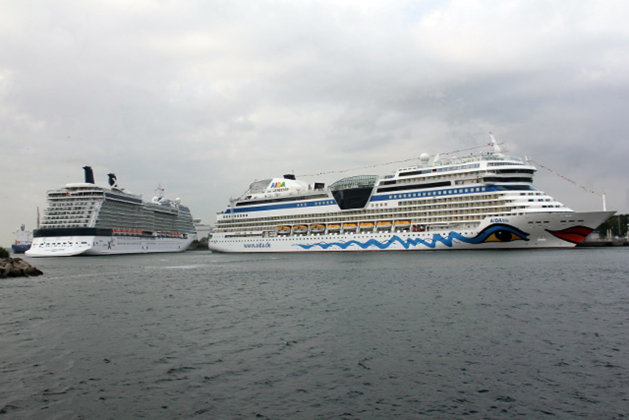 Celebrity Eclipse und AIDAblu
