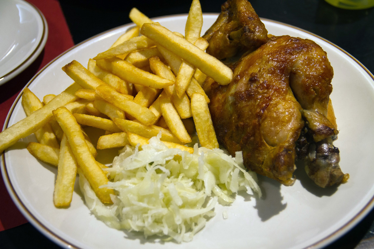 Grillhähnchen in der Broiler-Bar Warnemünde