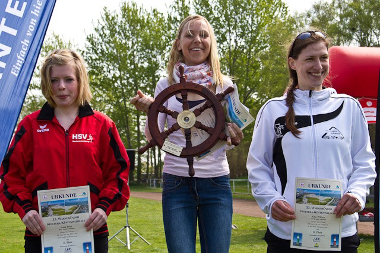 Die besten drei Damen auf der 10-Kilometer-Strecke