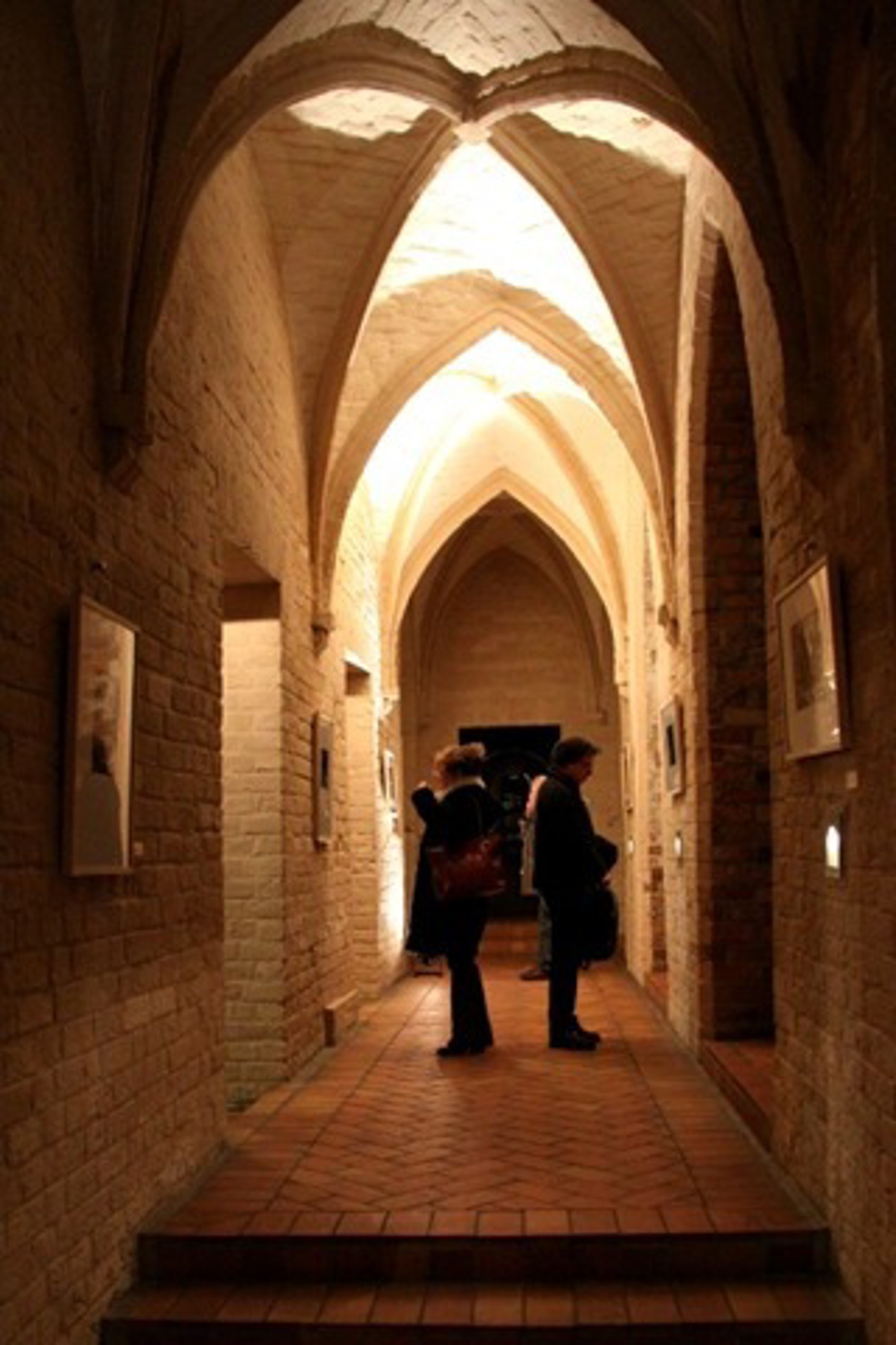 Ausstellung in den Kreuzgängen der HMT