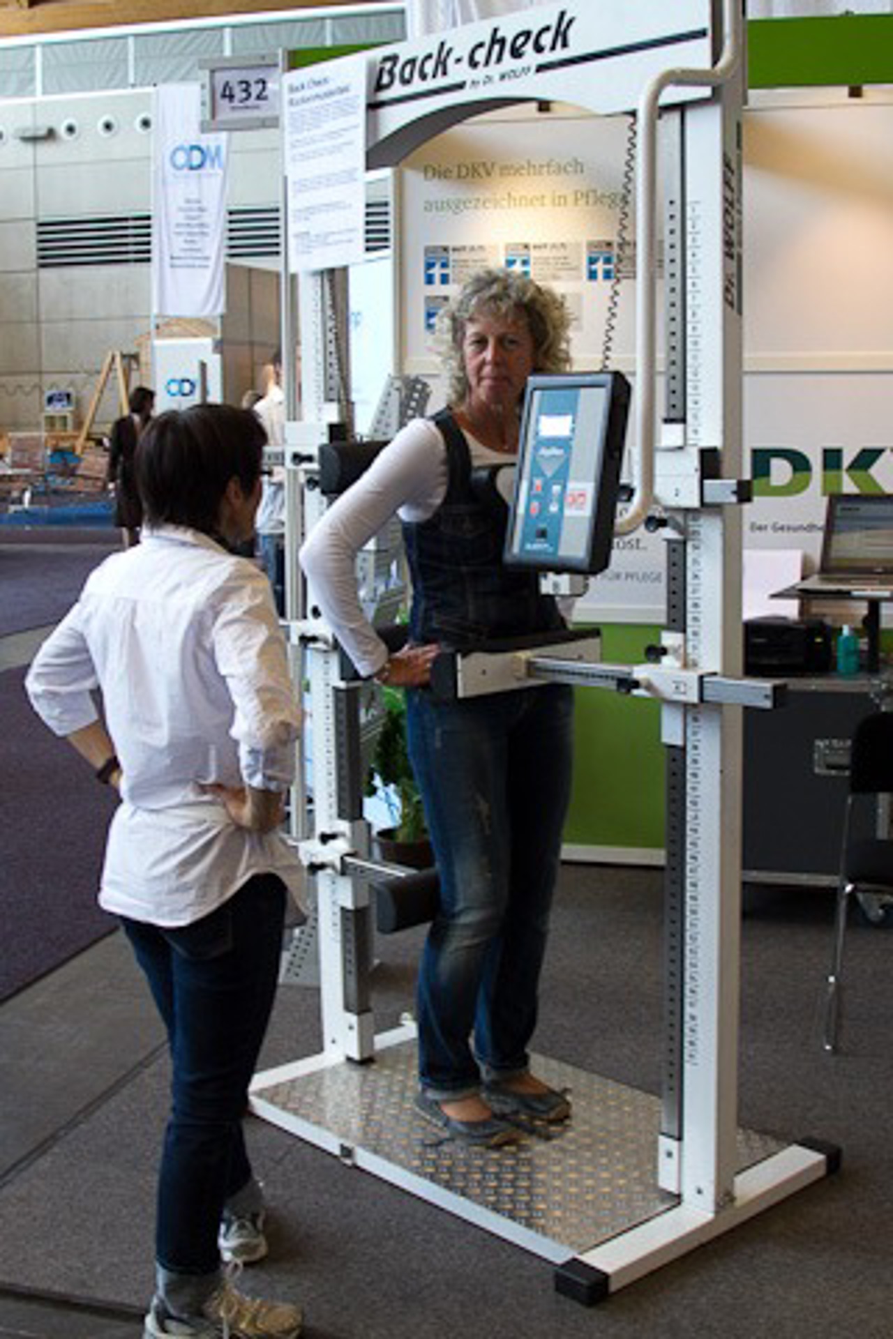 Back Check bei der Pflegemesse