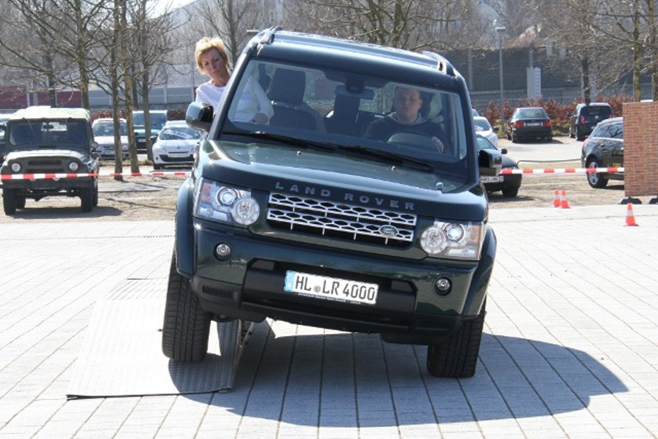 Geschicklichkeitsfahren auf dem Außengelände