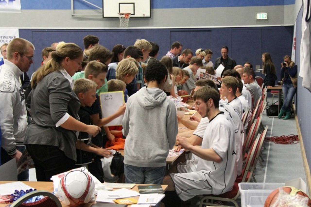 Autogrammstunde der ALL STARS