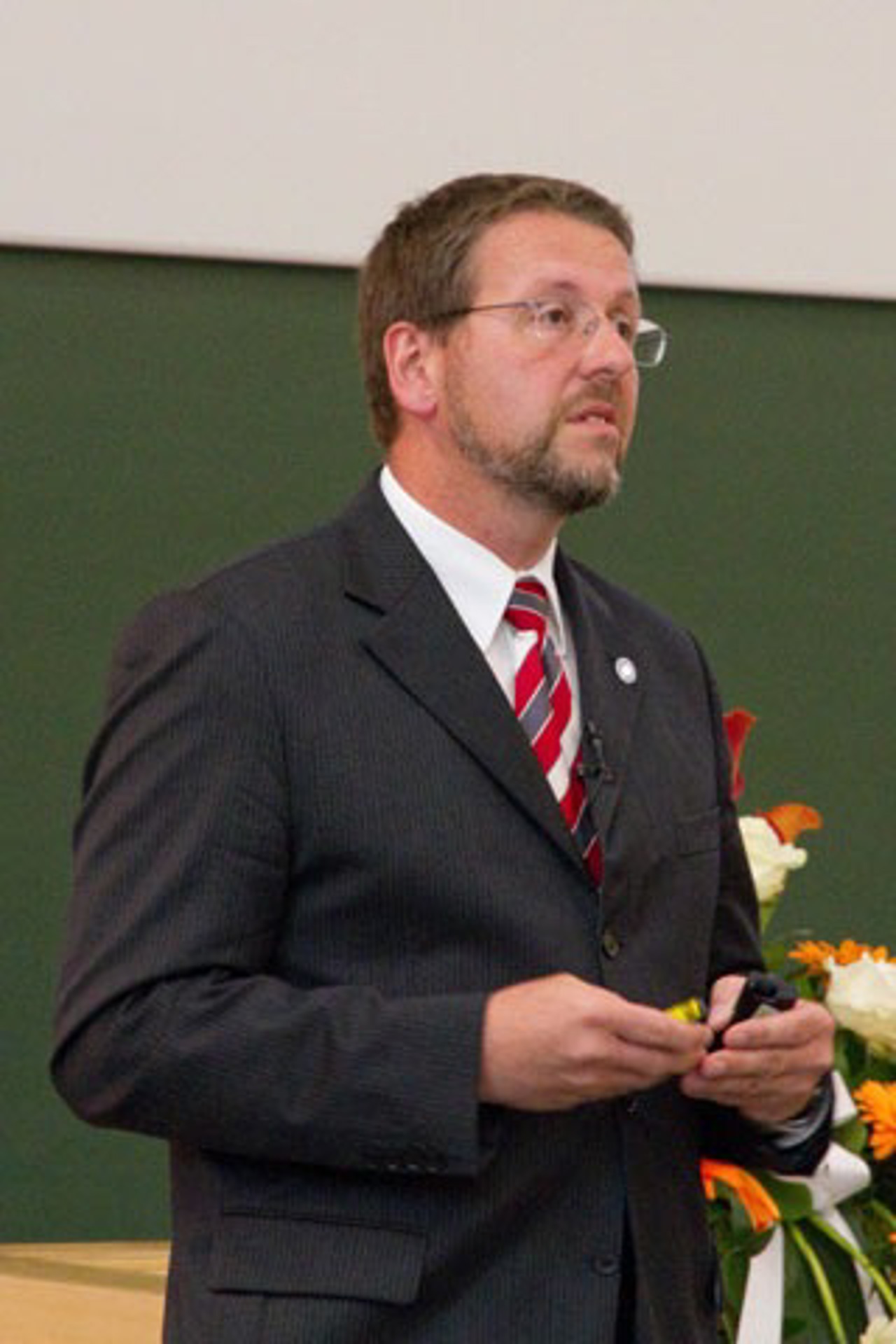 Professor Udo Kragl