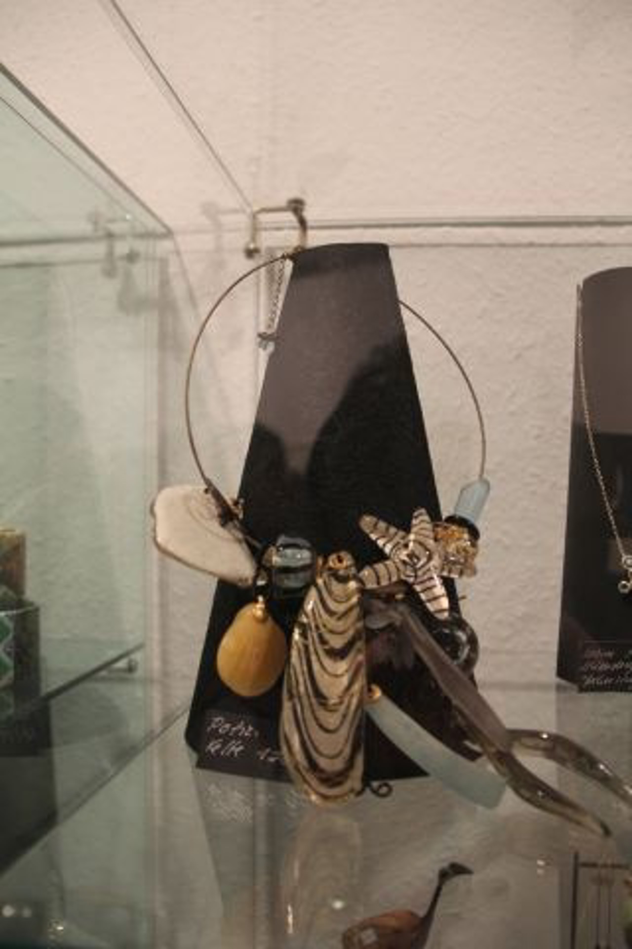 Kette von Helga Villanyi