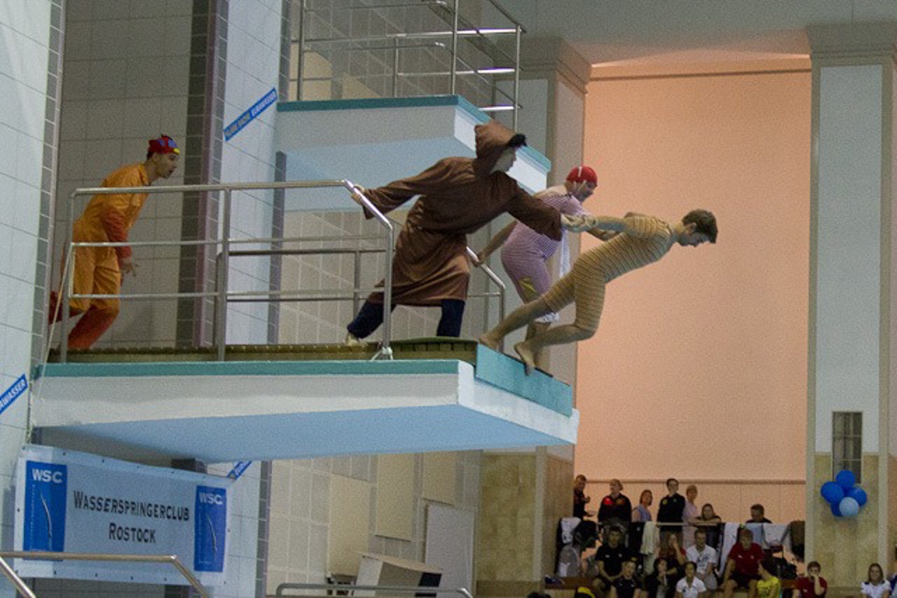 Lustige Wasserspringer bei der Springershow 2011