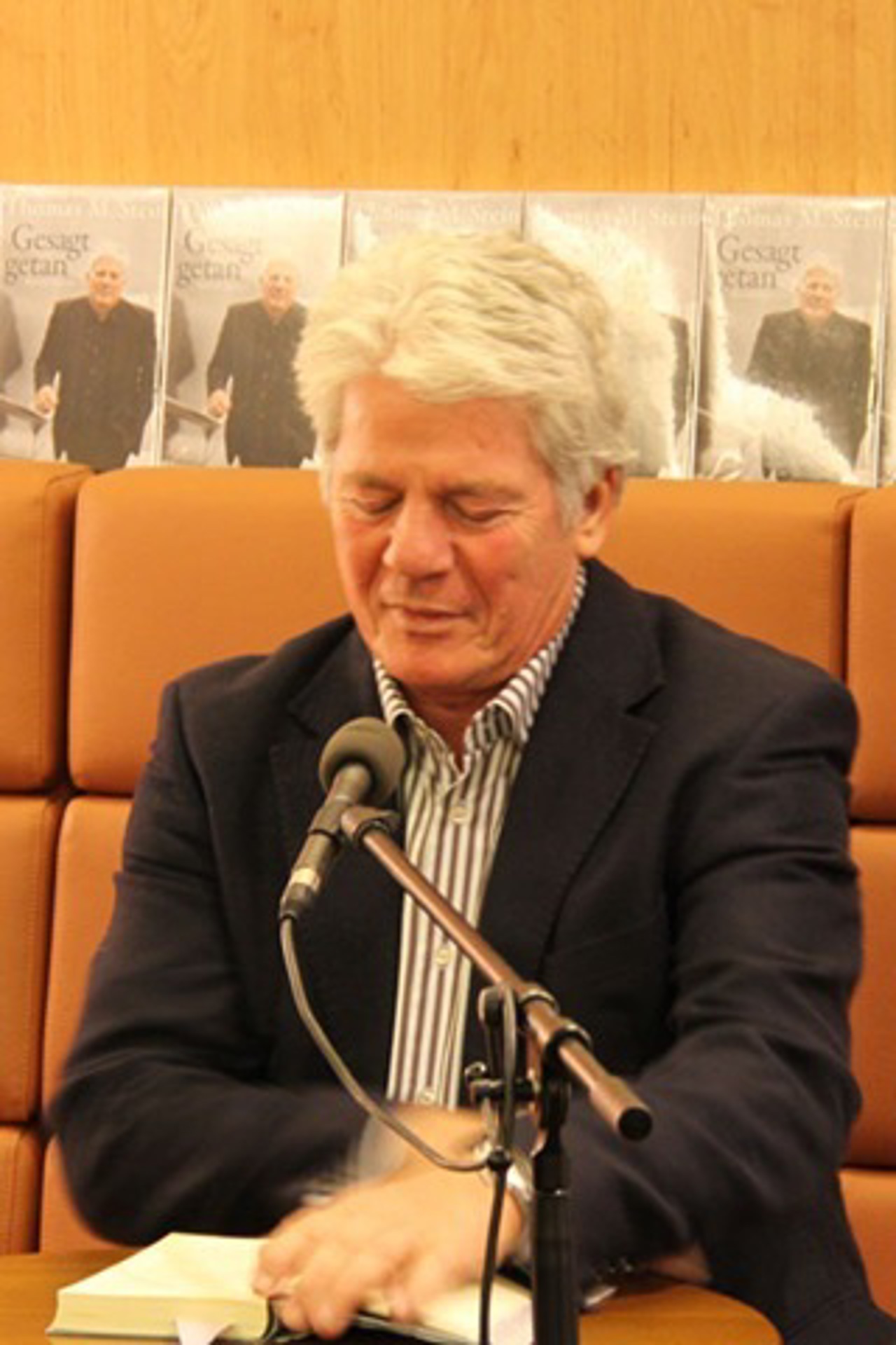 Thomas M. Stein bei einer Lesung in Rostock