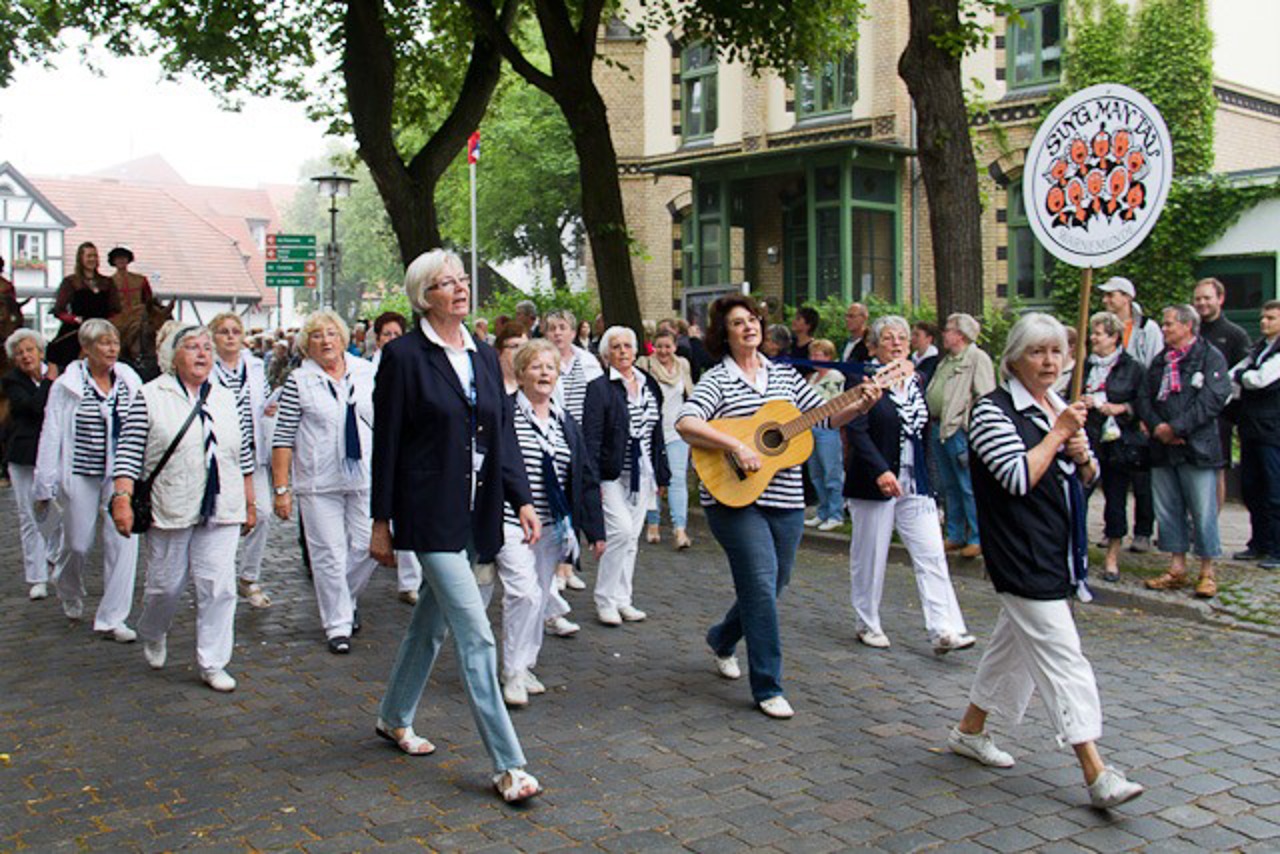 Frauenchor "Sing man tau" mit Heide Mundo