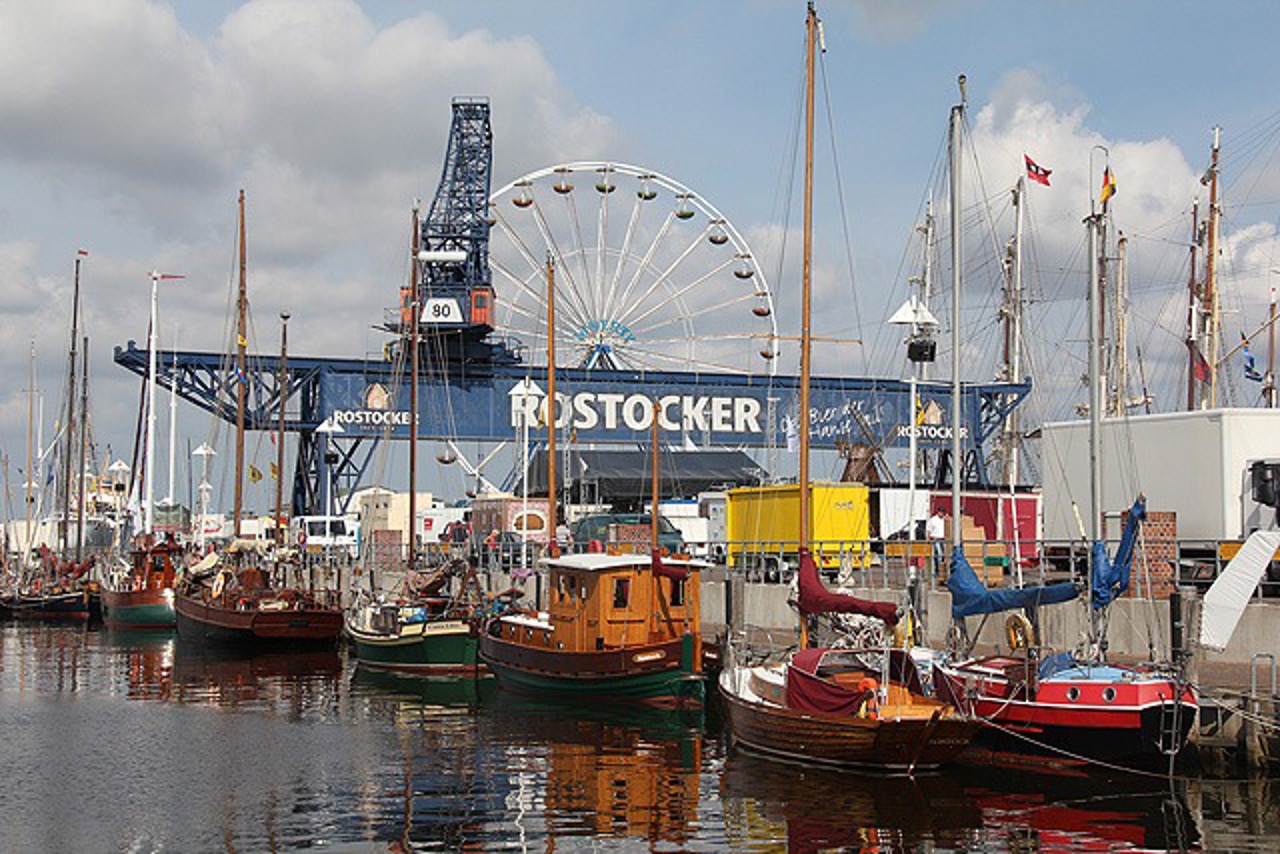 Hanse Sail im Rostocker Stadthafen