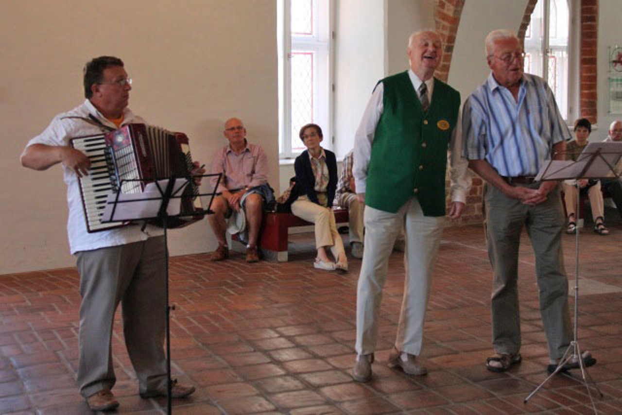 Plattdeutsch-Verein „Klönsnack - Rostocker 7“ im Rathaus