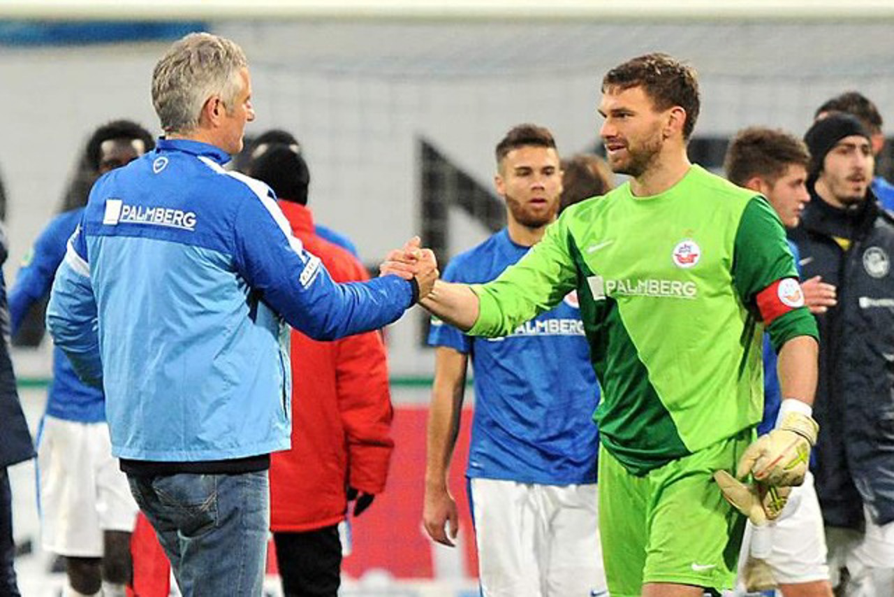 Hansa-Trainer Andreas Bergmann vertraute gegen Rot-Weiß Erfurt auf Jörg Hahnel im Tor