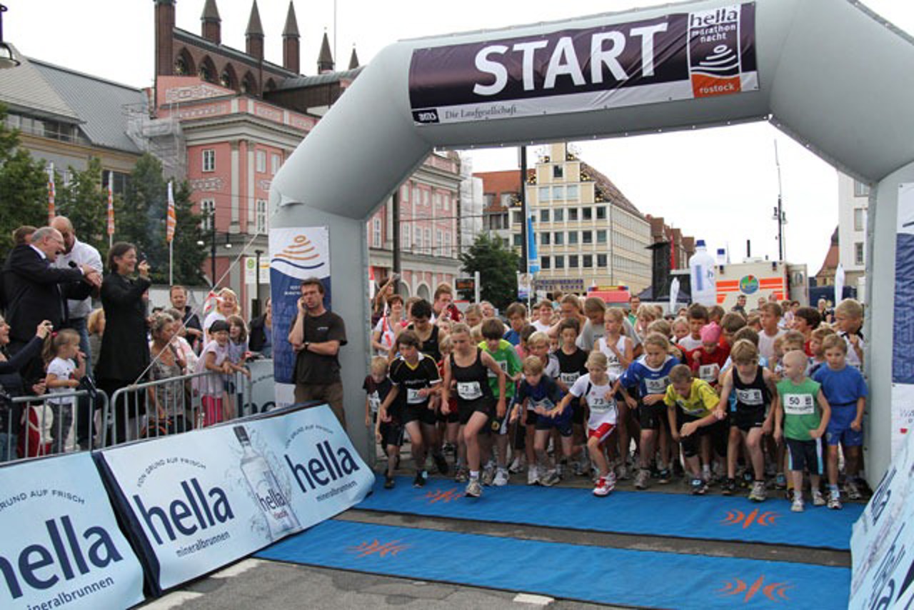 Start des Kids Halbmarathon 2011