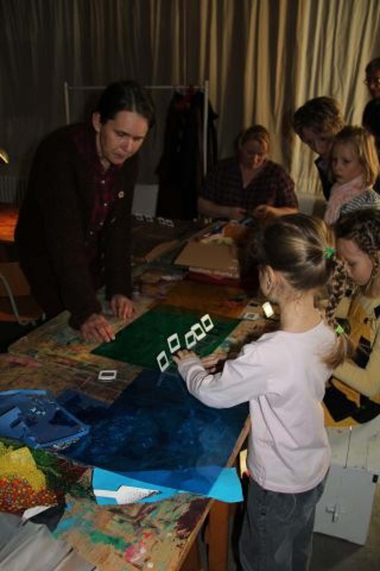 Iris Thürmer im "Dia-Forschungslabor"