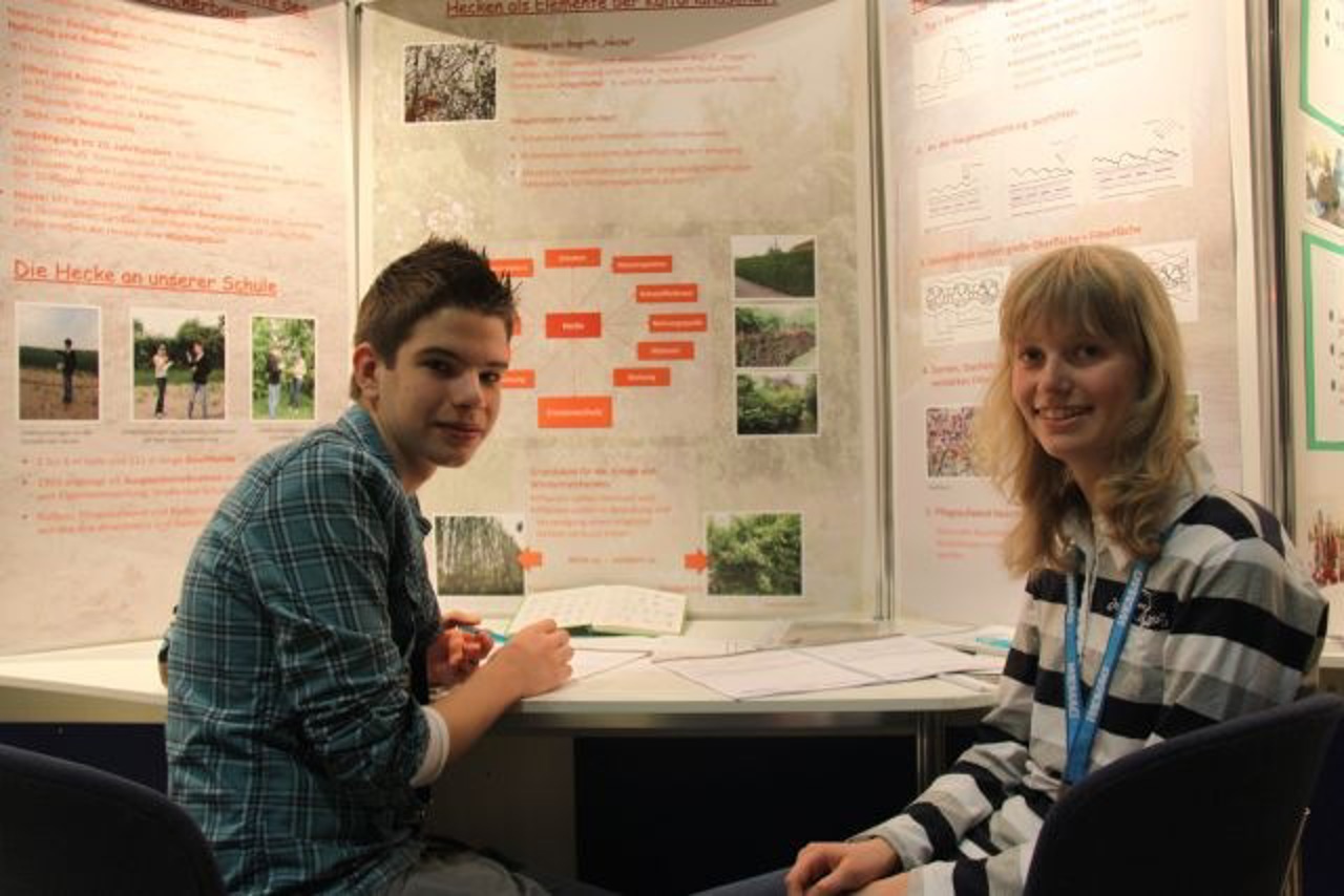 „Schüler experimentieren“ Projektgruppe: Florian und Laura