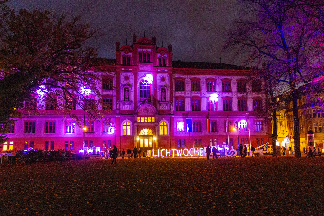 Rostocker Lichtwoche 2020, Uni-Hauptgebäude
