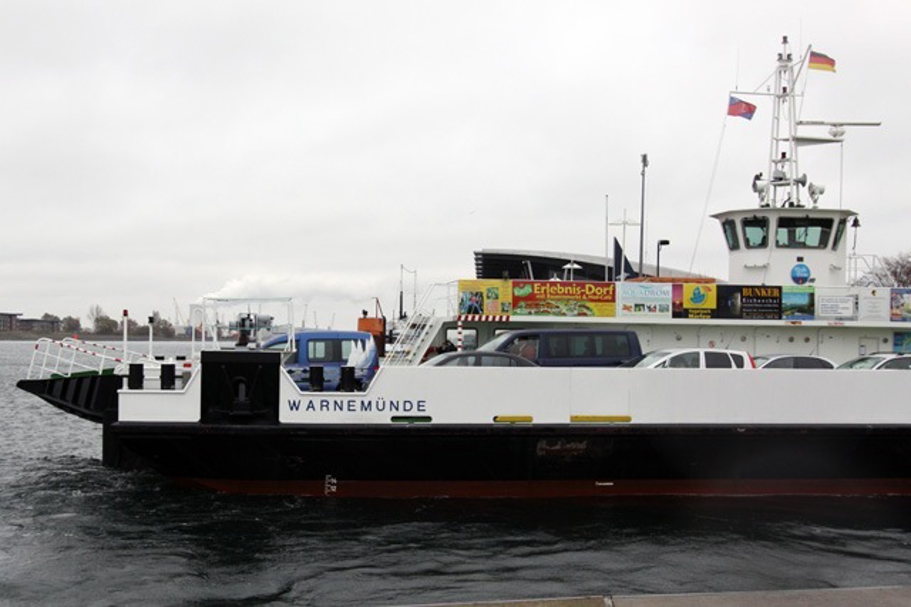 Fähre von Warnemünde nach Hohe Düne