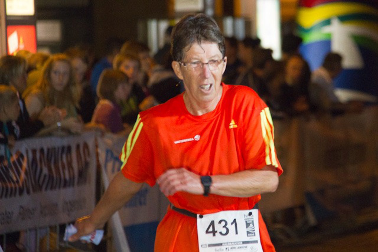 Renate Bauer: einzige Halbmarathon-Walkerin