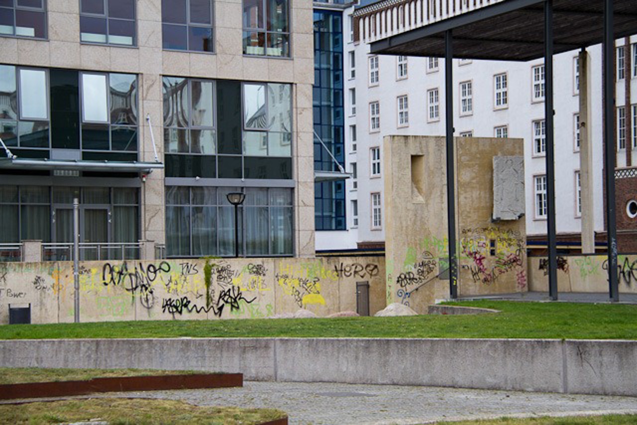 Jakobiplatz mit Graffiti