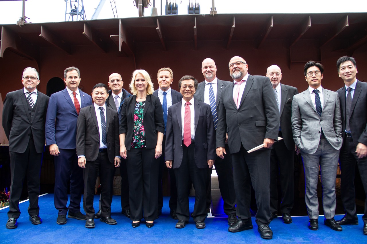 MV Werften in Rostock-Warnemünde legt erstes Kreuzfahrtschiff der Global-Klasse auf Kiel
