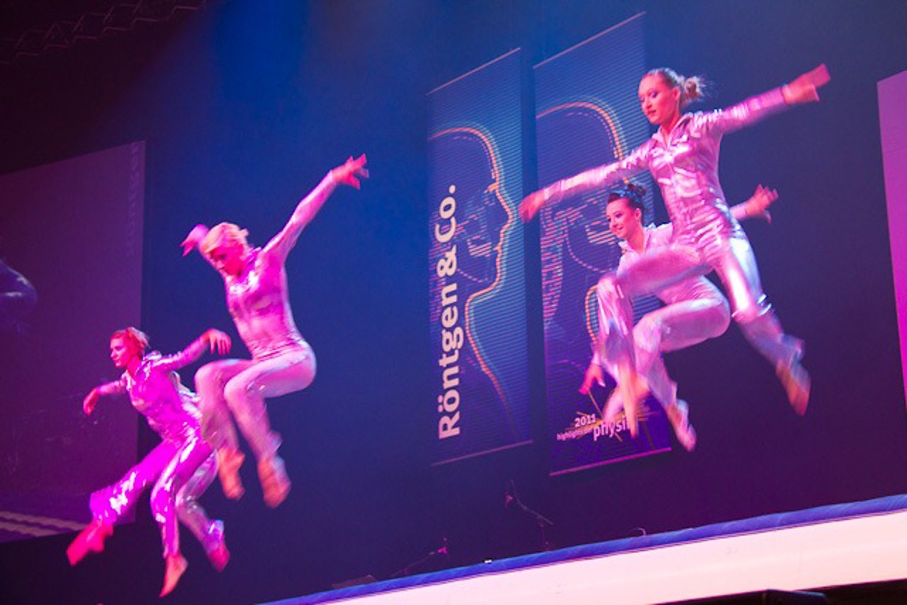 Cosmic-Artists bei der Highlights-Show