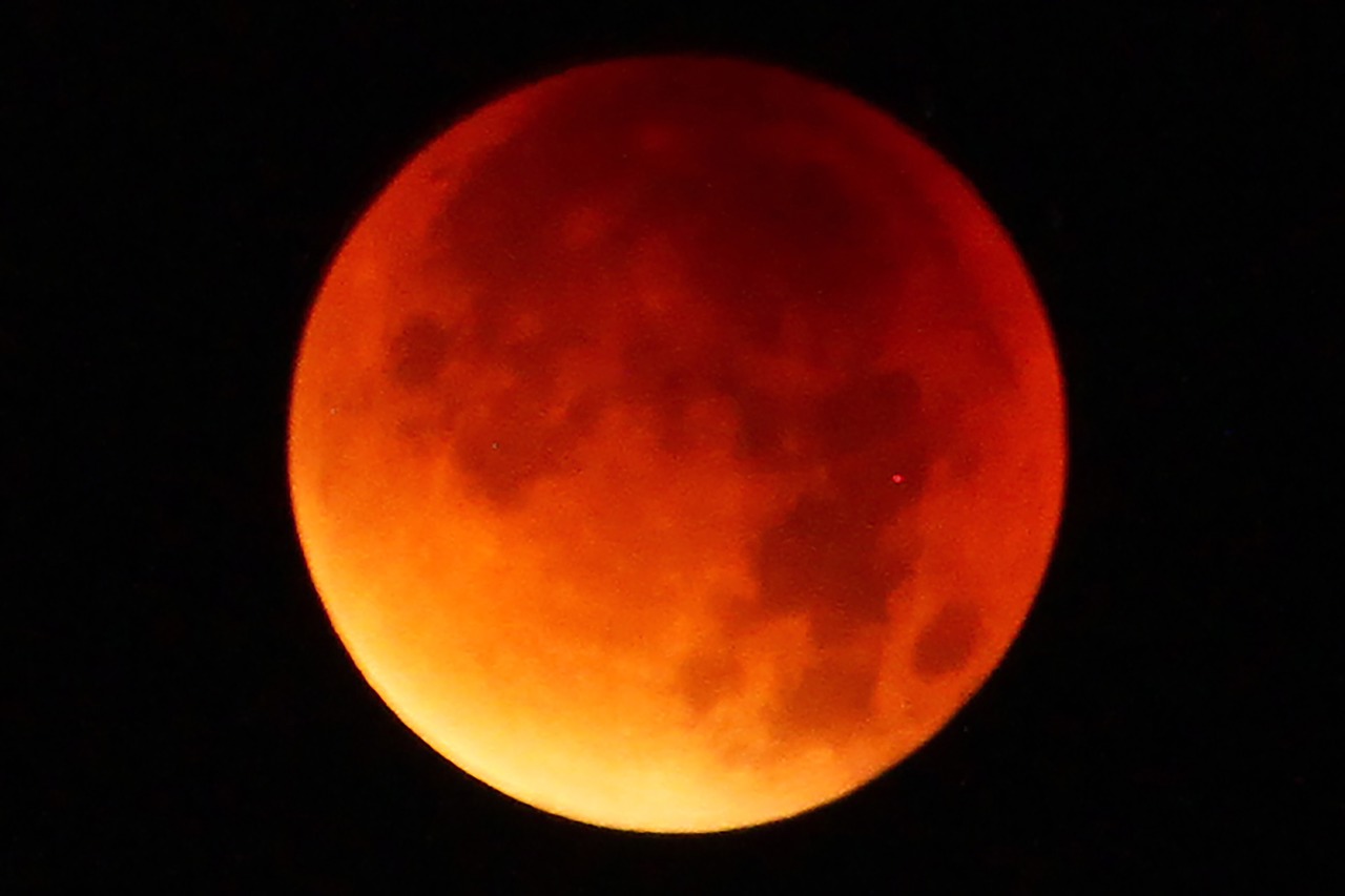 Totale Mondfinsternis am 28.09.2015 in Rostock