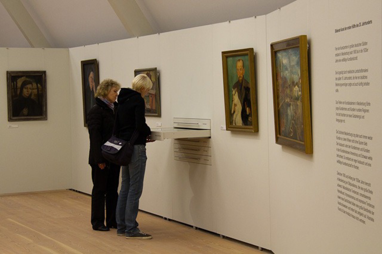 Im wiedereröffnetem Gemäldesaal des Kulturhistorischen Museums