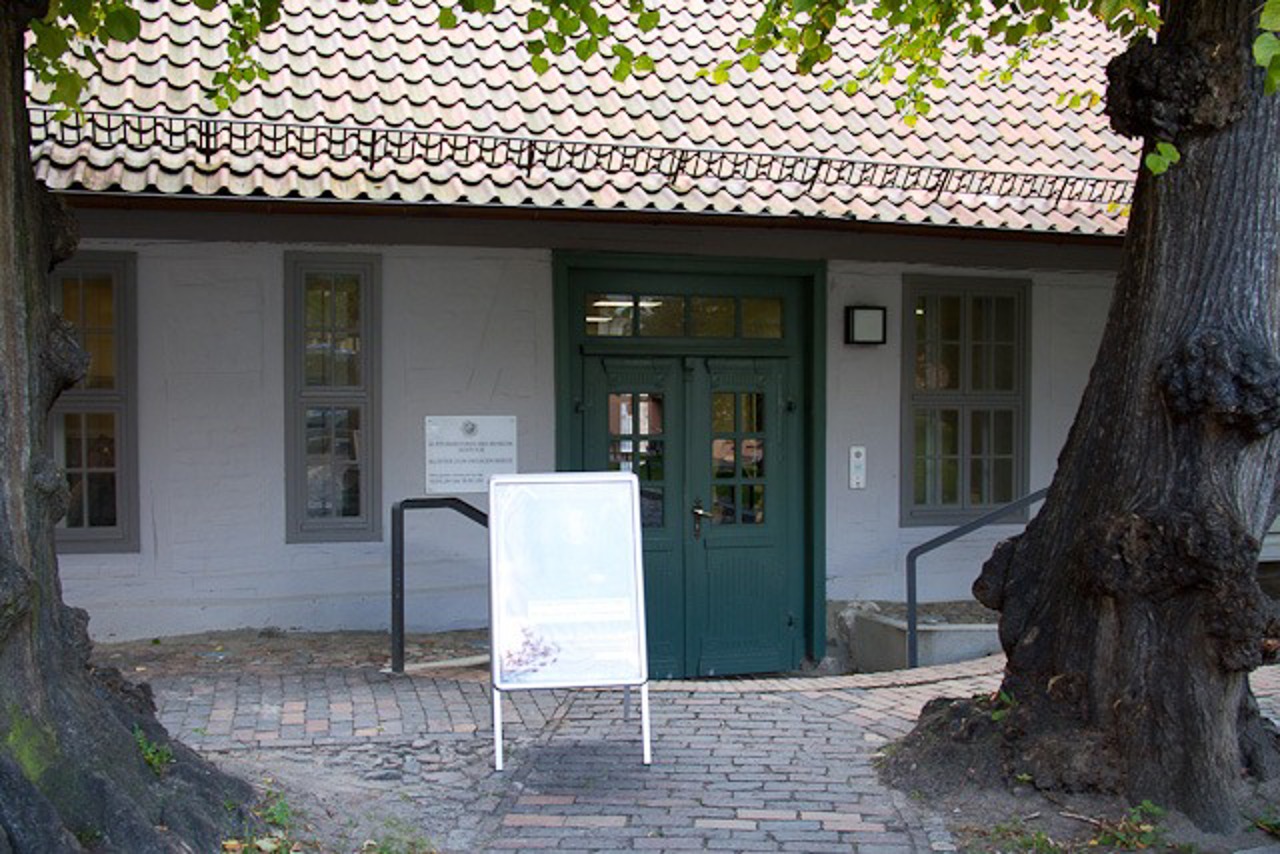 Der Eingang zum Kloster zum Heiligen Kreuz ist jetzt wieder baustellenfrei.