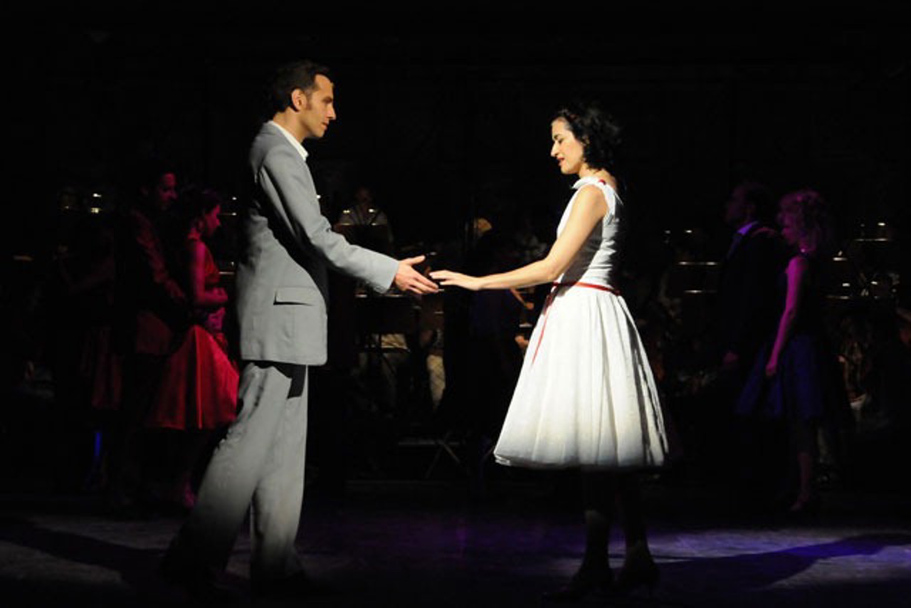 Alen Hodzovic und Evmorfia Metaxaki als Tony und Maria