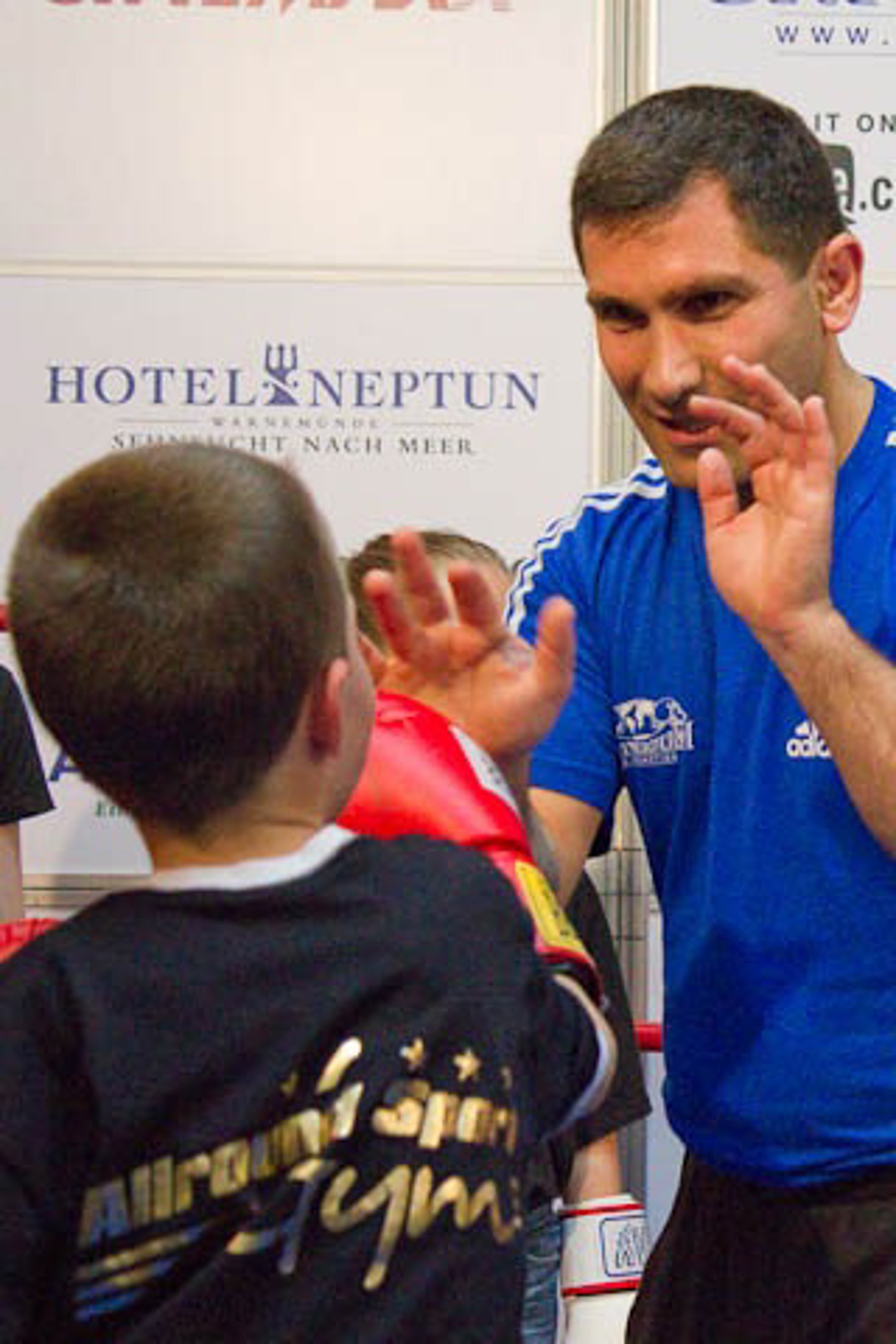 Frogs for Future und Ruslan Chagaev