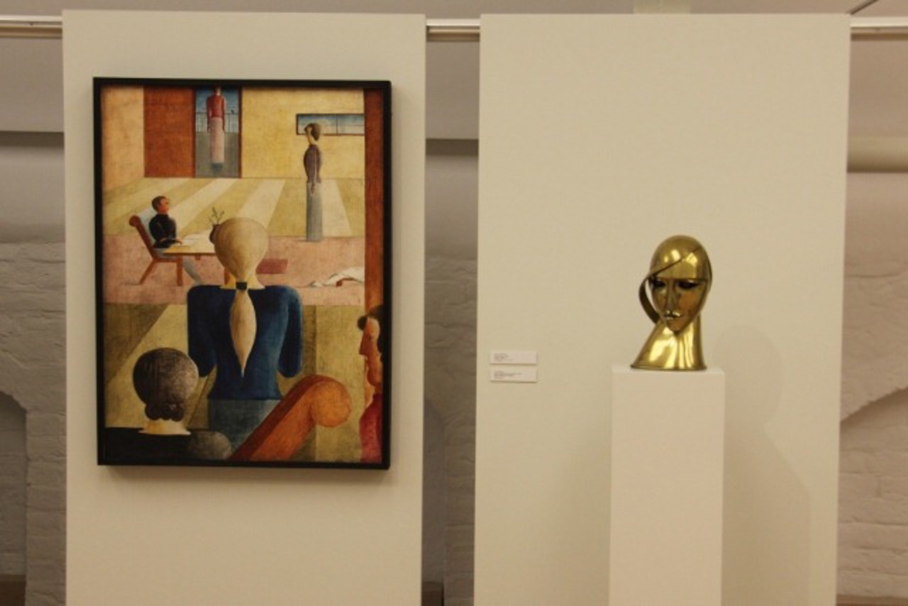 Oskar Schlemmer - "Frauenschule" (1930) und Rudolf Belling - "Kopf in Messing (Toni Freeden)  (1925)
