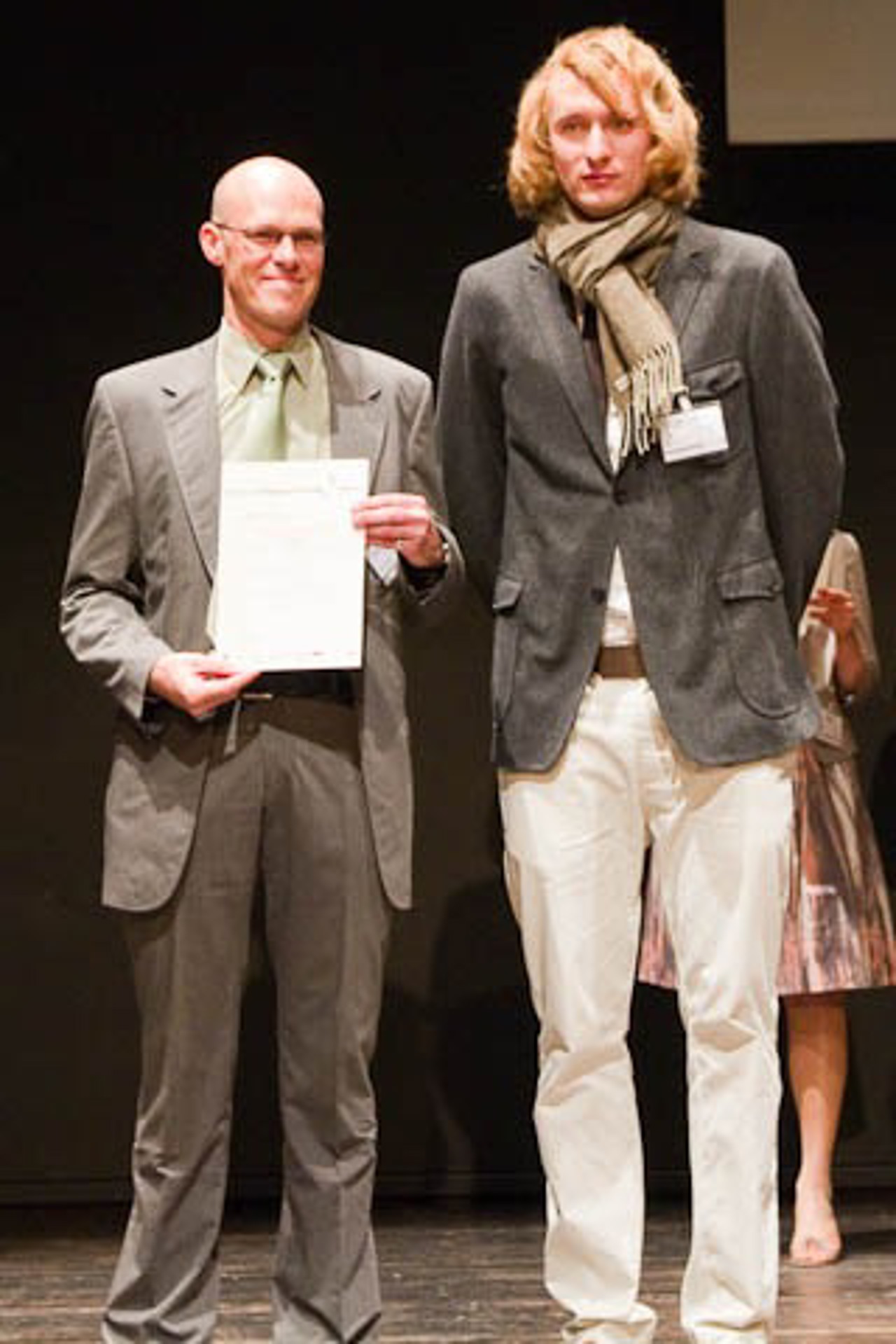 Permanente Sonnencreme für Kunststoffe und Lacke