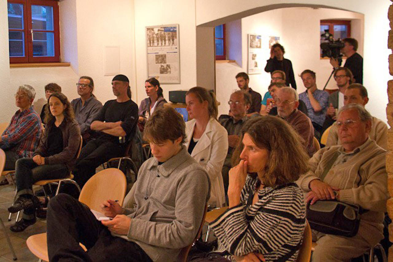 Das Haus Böll lädt anlässlich der Ausstellung zur Filmvorführung mit anschließendem Gespräch ein