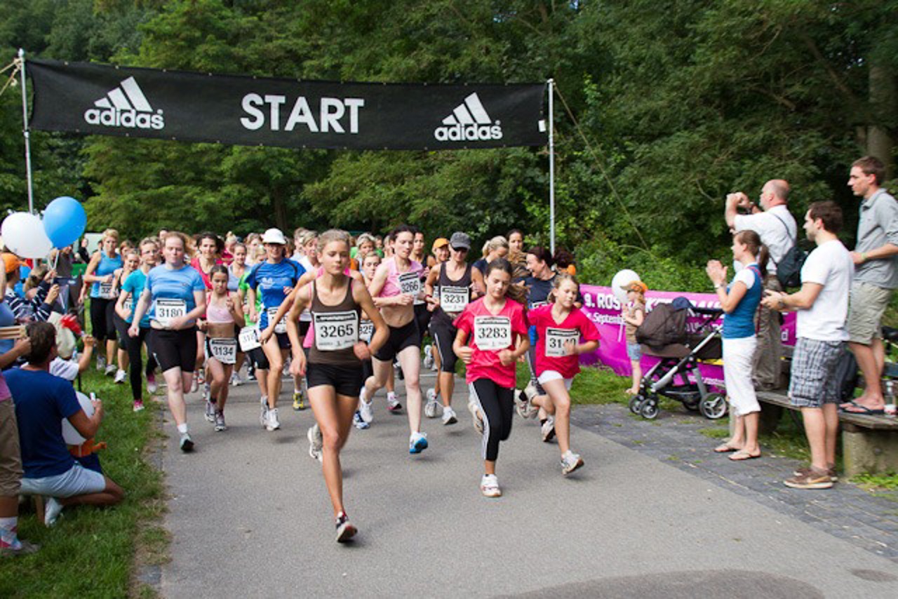 Start beim 9. Rostocker Frauenlauf