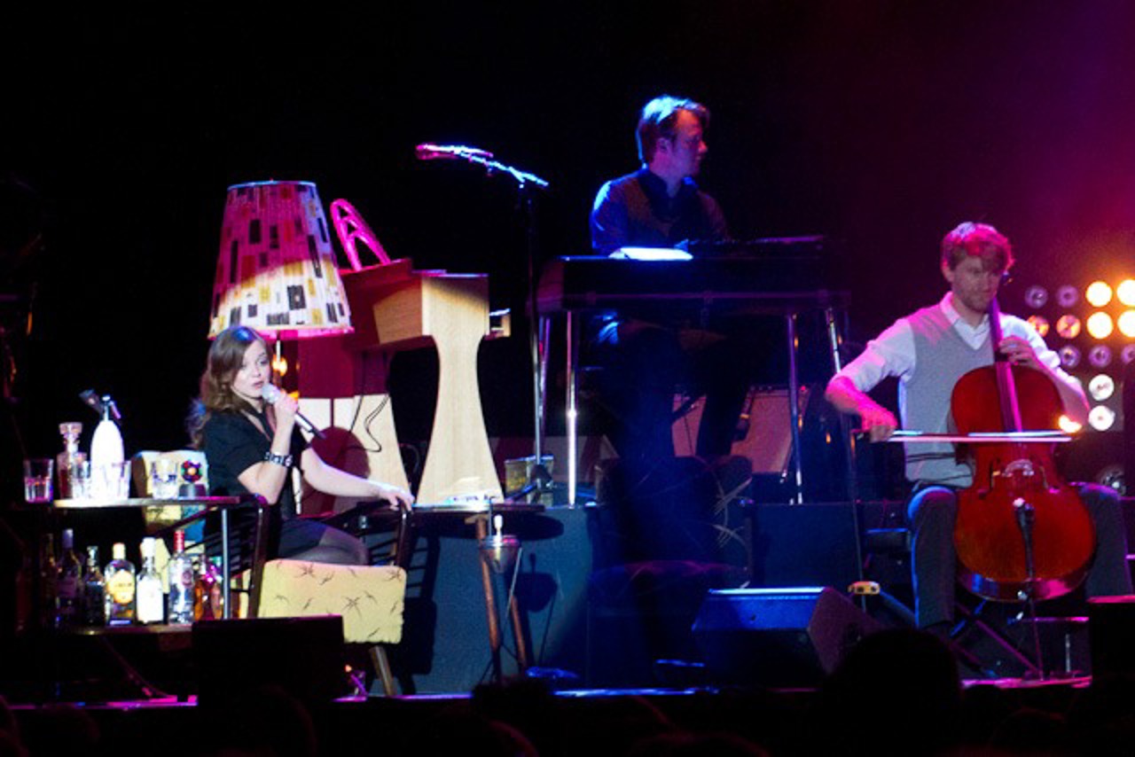 Annett Louisan mit ihrer Band in Rostock
