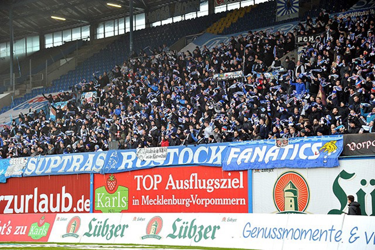 Hansa-Fans beim Heimspiel gegen Preußen Münster