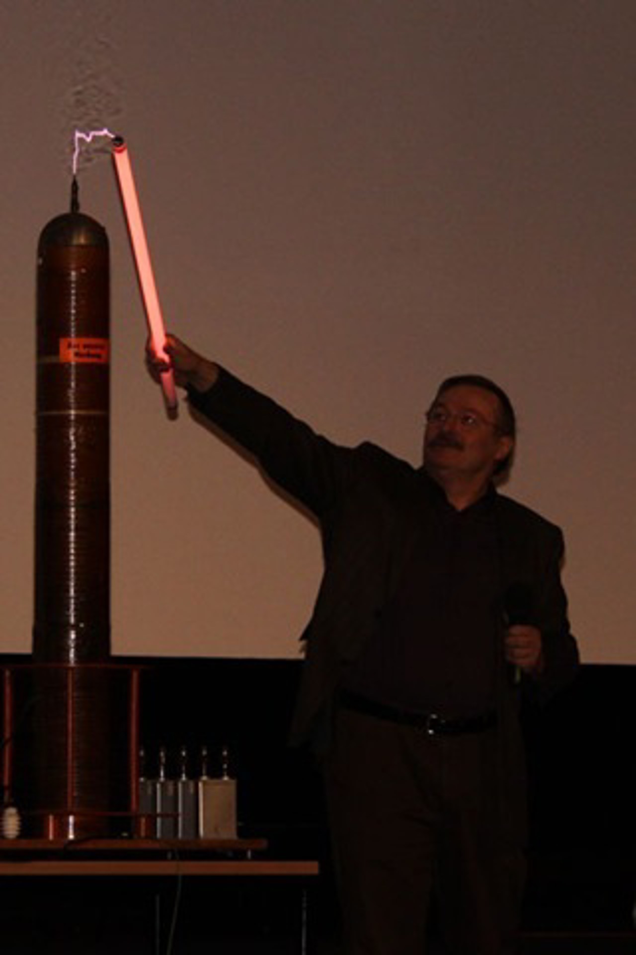 Rostocker Lichtwoche 2009: Physik-Vortrag im Capitol Rostock
