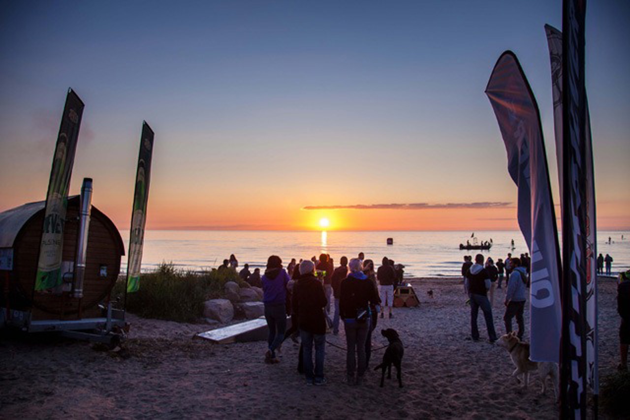 Sonnenuntergang beim zuparken 2012