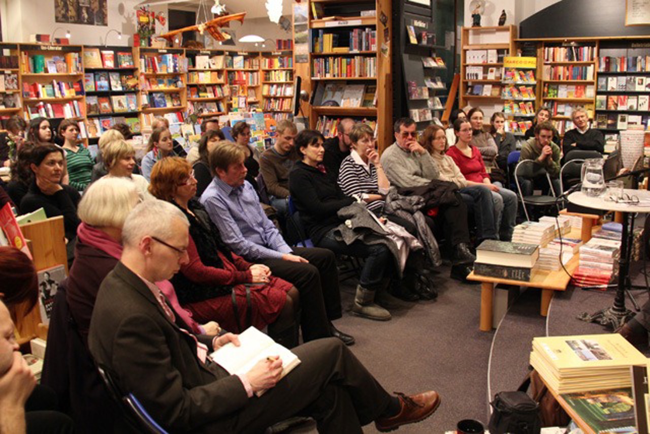 Die erste Lesung der LiteraTour Nord im Jahr 2011 in der anderen buchhandlung