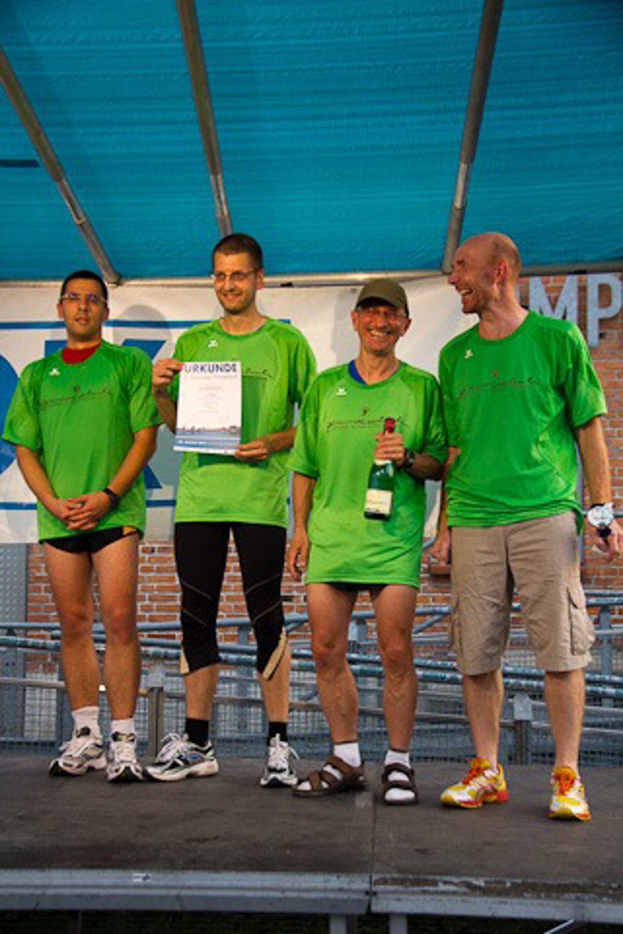 Für die Sieger vom letzten Jahr, das Team "Gesundschuh", reichte es nur für den dritten Platz