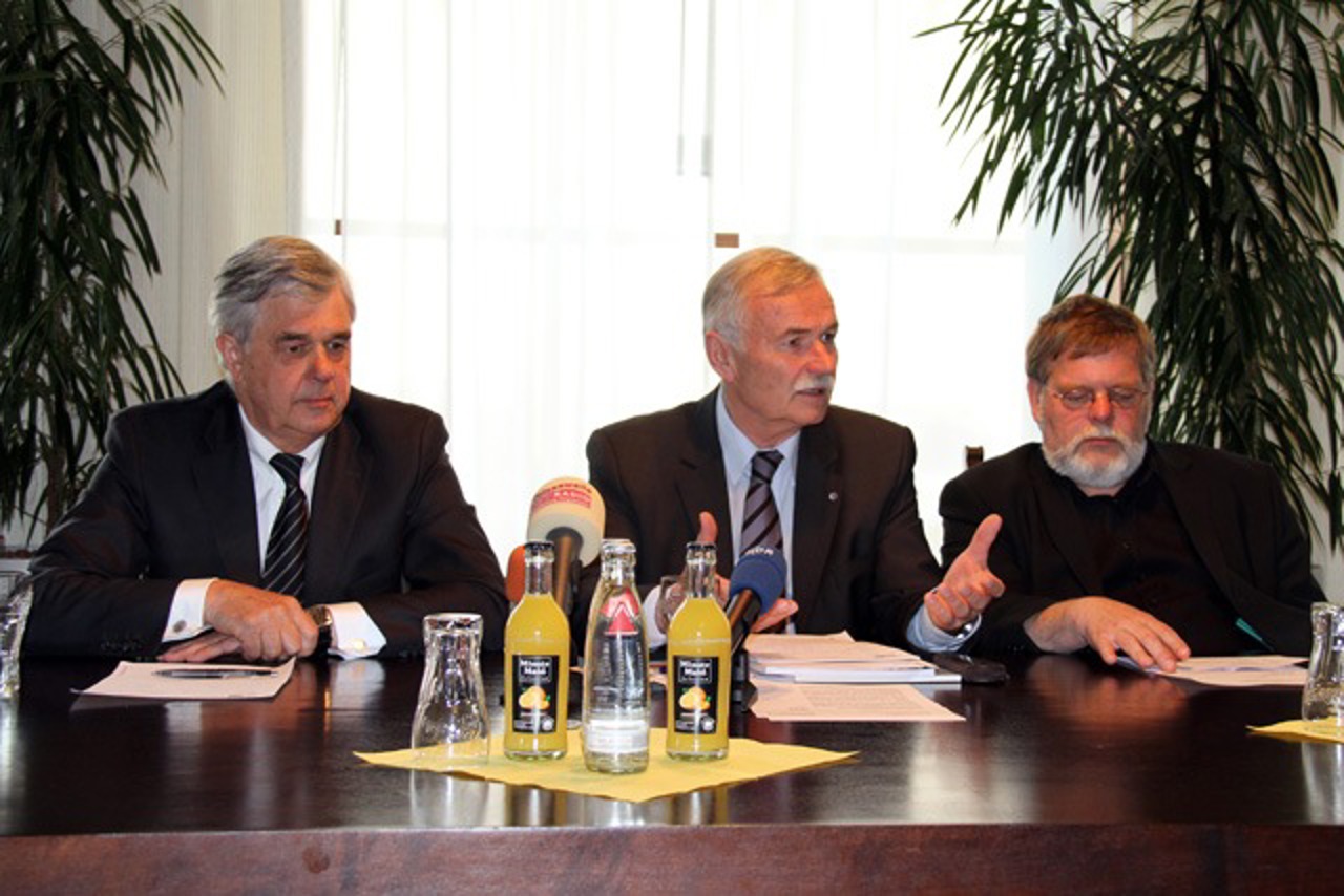 Frank Horch (Wirtschaftsenator, Hamburg), Jürgen Seidel (Wirtschaftsminister, MV), Volker Schlotmann  (Verkehrsminister, MV)